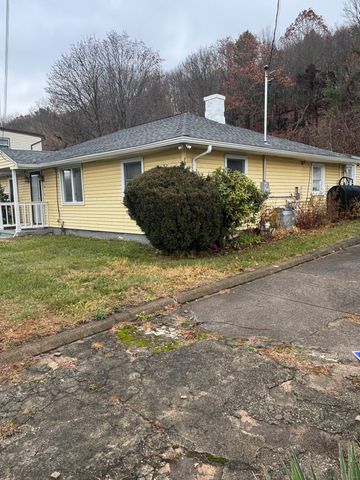 341 Oak Street, Waterbury, CT 06705