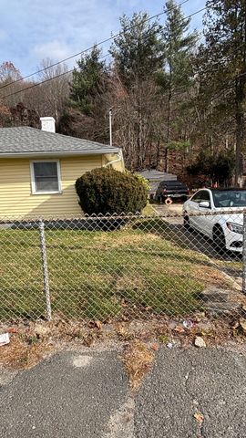 341 Oak Street, Waterbury, CT 06705