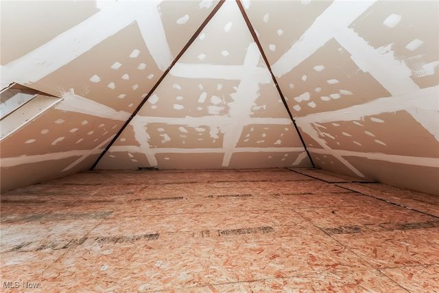 144 Hall Street, Akron, OH 44303