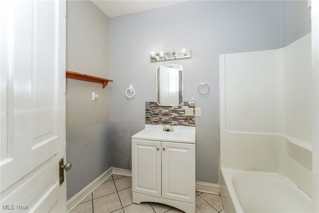 144 Hall Street, Akron, OH 44303