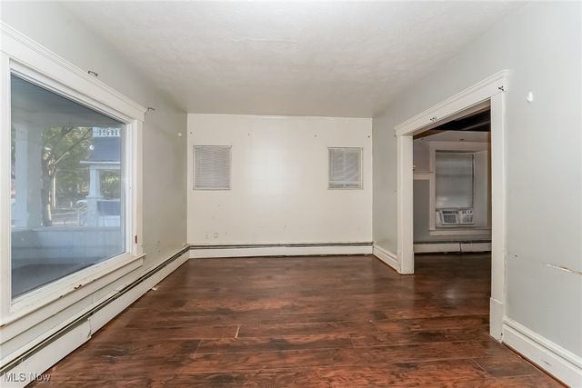 144 Hall Street, Akron, OH 44303