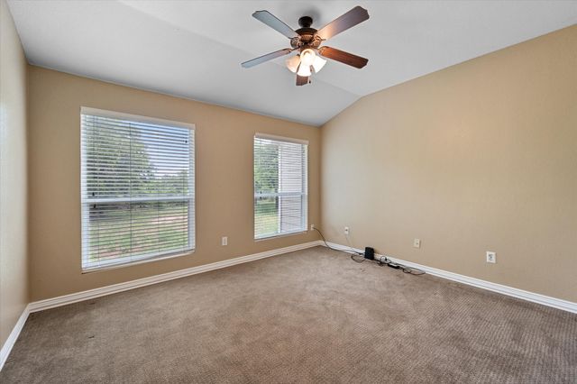 1134 US Highway 380 E, Graham, TX 76450