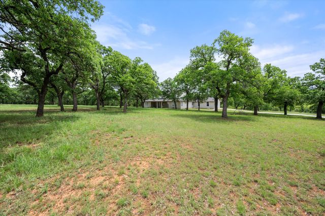 1134 US Highway 380 E, Graham, TX 76450