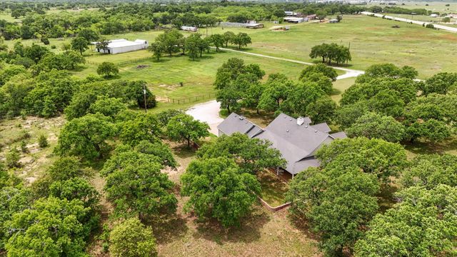 1134 US Highway 380 E, Graham, TX 76450