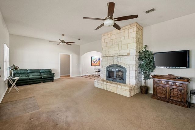 1134 US Highway 380 E, Graham, TX 76450