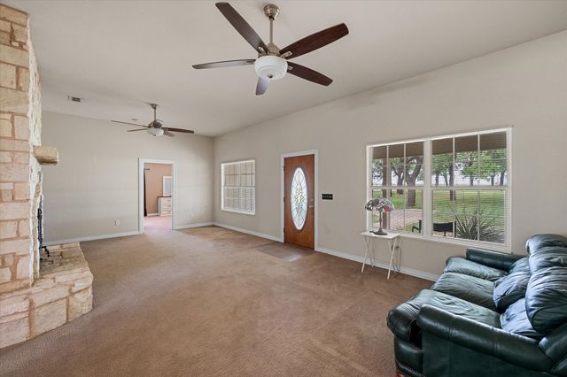 1134 US Highway 380 E, Graham, TX 76450