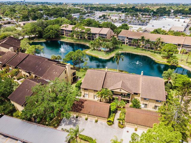 5656 ASHTON LAKE DRIVE 5656, Sarasota, FL 34231