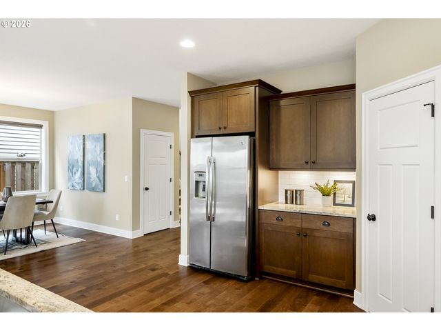 5566 Se INSLEY St, Portland, OR 97206