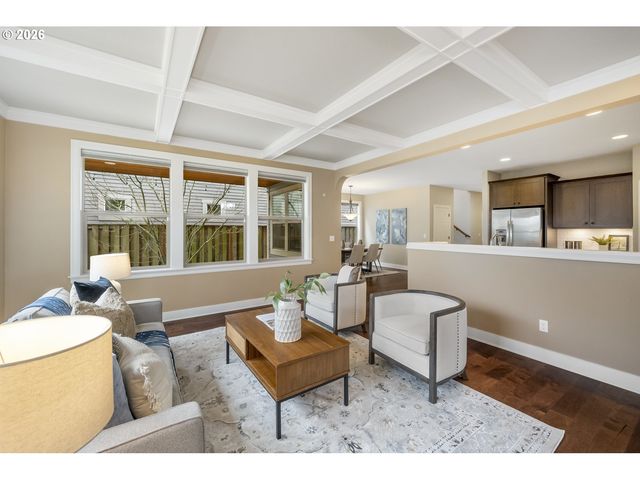 5566 Se INSLEY St, Portland, OR 97206