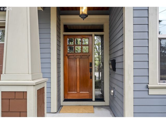 5566 Se INSLEY St, Portland, OR 97206