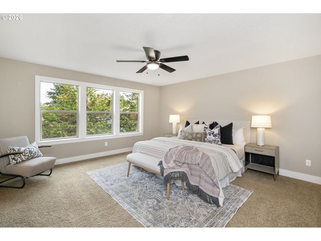 5566 Se INSLEY St, Portland, OR 97206