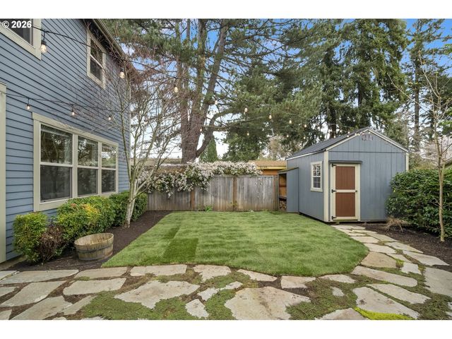 5566 Se INSLEY St, Portland, OR 97206