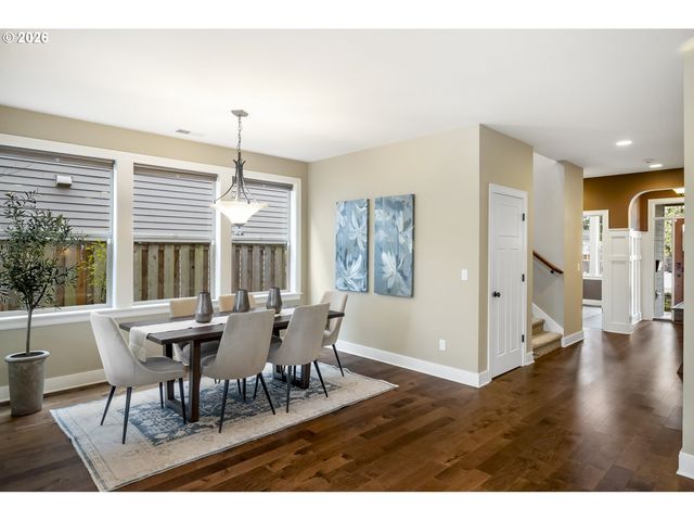 5566 Se INSLEY St, Portland, OR 97206