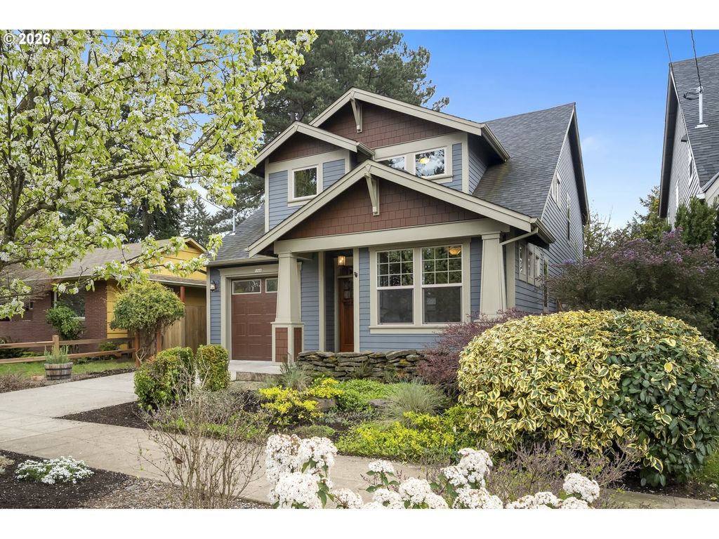 5566 Se INSLEY St, Portland, OR 97206