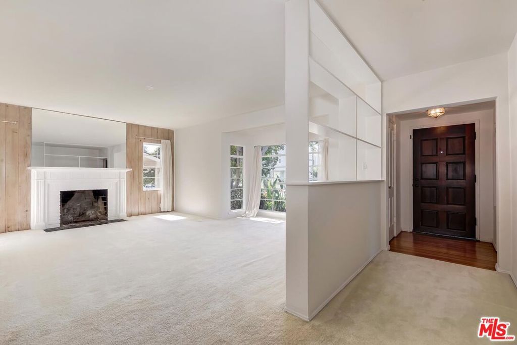 428 S Gretna Green Way, Los Angeles, CA 90049 — photo 2