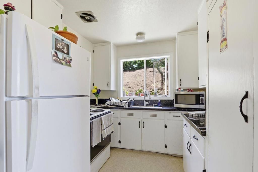 Image 18 of property listing at 15780 Rica Vista Way, San Jose, CA 95127