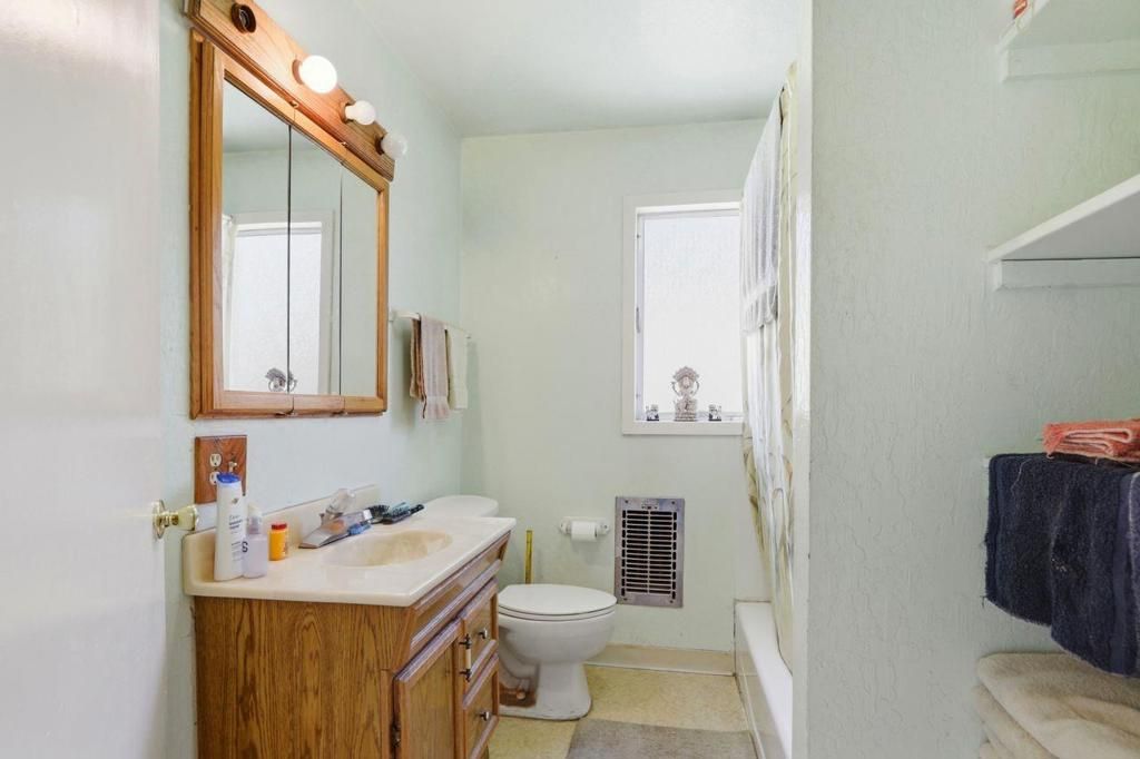 Image 26 of property listing at 15780 Rica Vista Way, San Jose, CA 95127