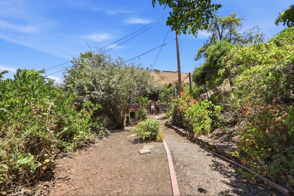 Image 32 of property listing at 15780 Rica Vista Way, San Jose, CA 95127