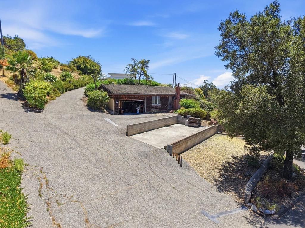 Image 4 of property listing at 15780 Rica Vista Way, San Jose, CA 95127