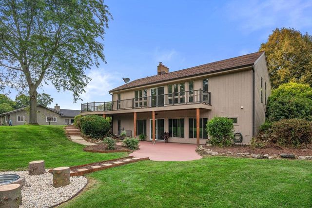 N69W27089 Hickory Chasm DRIVE, Lisbon, WI 53089