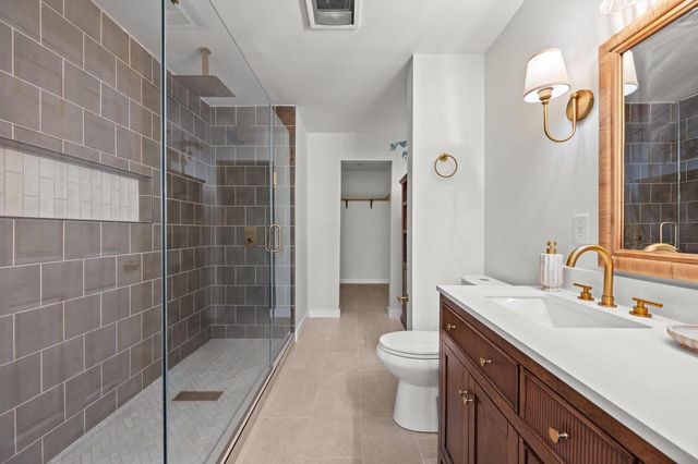 N69W27089 Hickory Chasm DRIVE, Lisbon, WI 53089