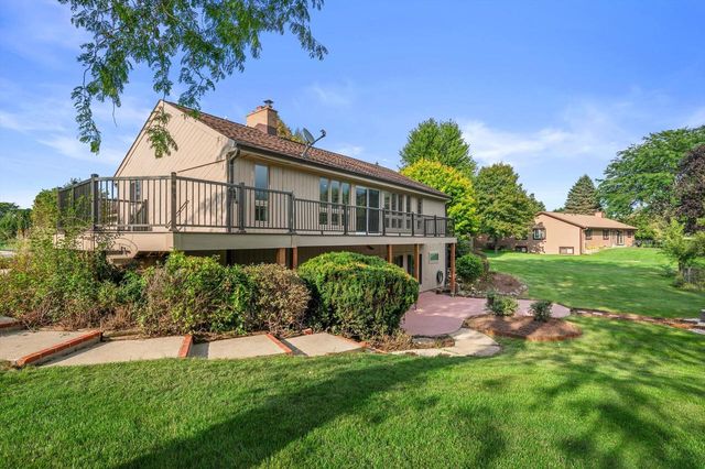 N69W27089 Hickory Chasm DRIVE, Lisbon, WI 53089