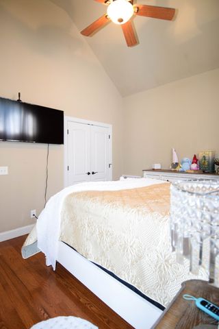 1003 Roland Ct, Cottontown, TN 37048