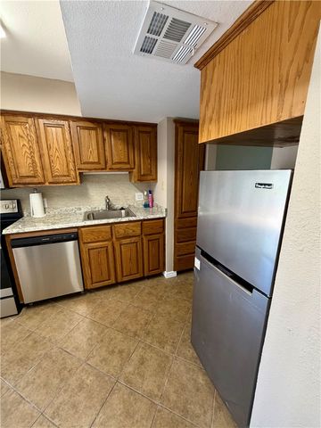 14873 Granada Dr 3, Corpus Christi, TX 78418