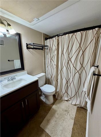 14873 Granada Dr 3, Corpus Christi, TX 78418