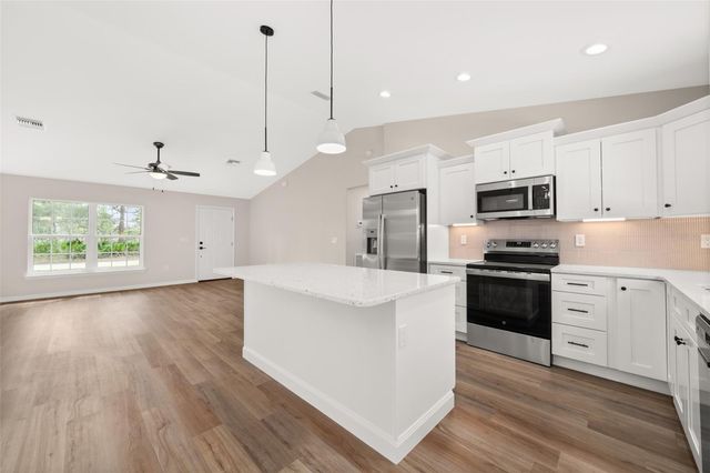 4206 JAGUAR DRIVE, Sebring, FL 33872