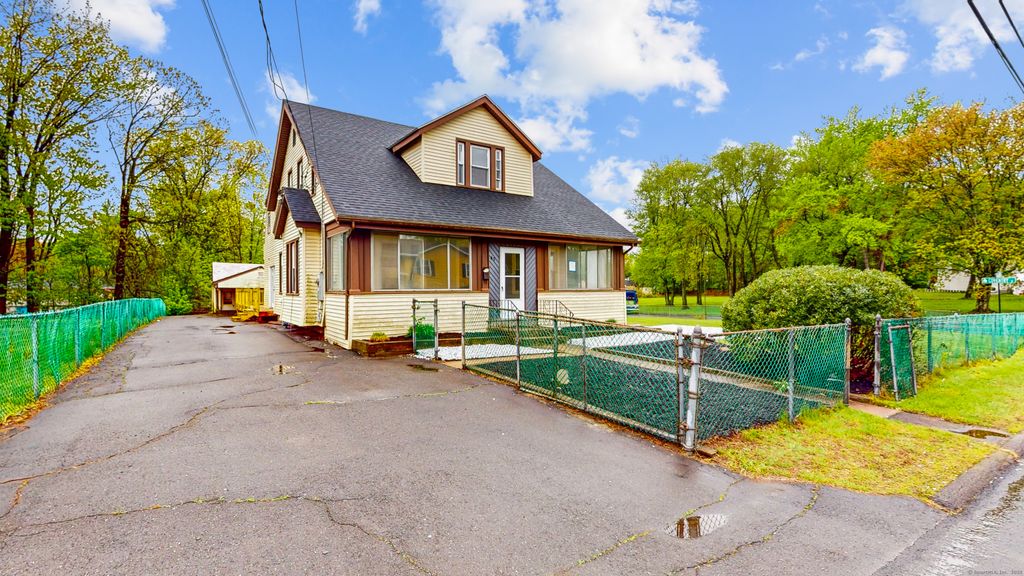 49 Gilbert Avenue, Bloomfield, CT 06002