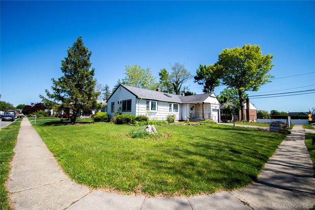 650 Bryant Street, East Meadow, NY 11554