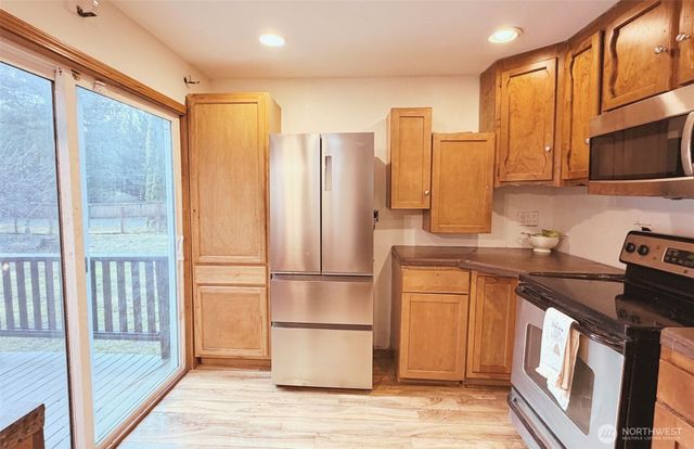 7525 N Center Court, Concrete, WA 98237