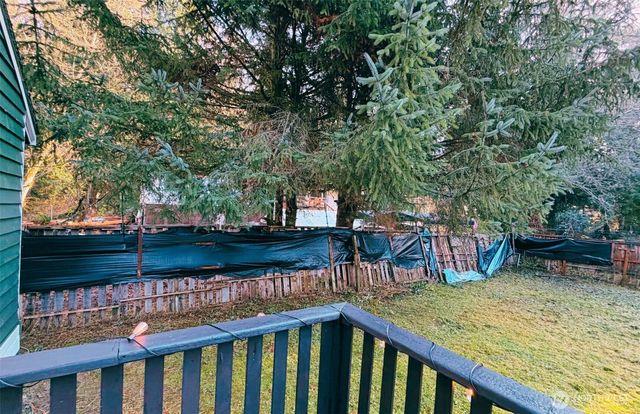 7525 N Center Court, Concrete, WA 98237