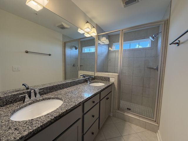 200 Kinsale Dr, Spring Hill, TN 37174