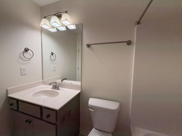 200 Kinsale Dr, Spring Hill, TN 37174