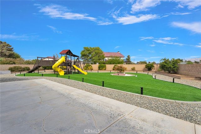 11665 Winterhawk, Apple Valley, CA 92308