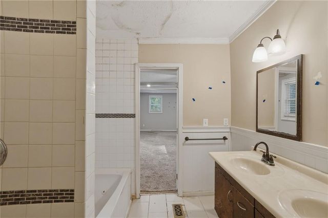 2747 Claire Terrace, Decatur, GA 30032