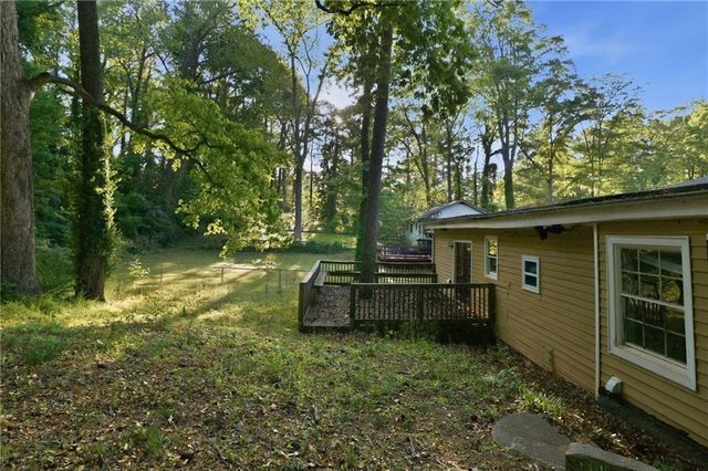 2747 Claire Terrace, Decatur, GA 30032