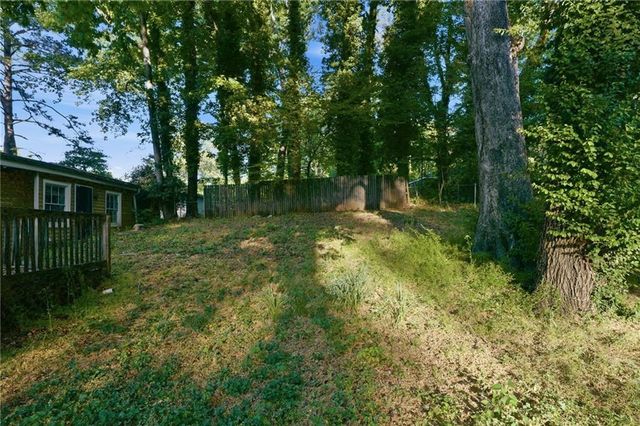 2747 Claire Terrace, Decatur, GA 30032