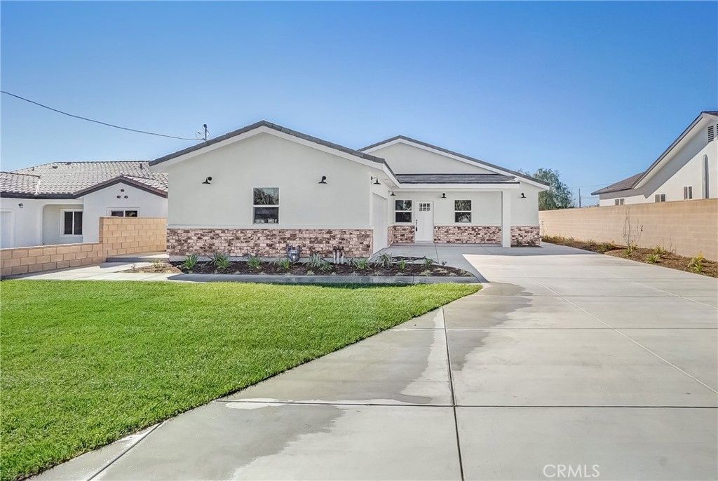 451 Hervey Avenue, Upland, CA 91786