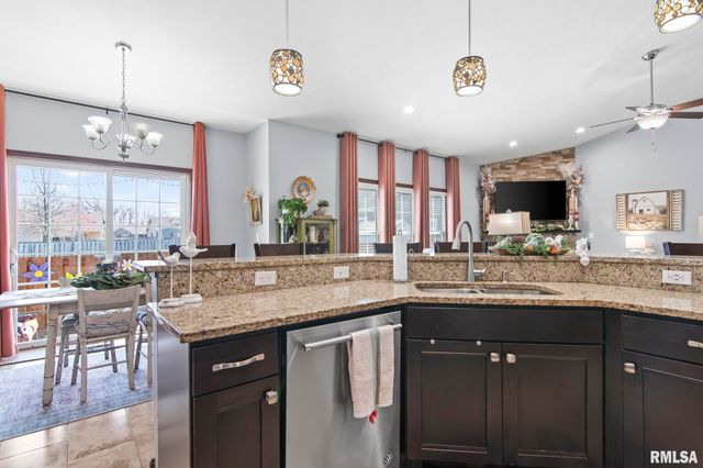 1110 Lost Tree Drive, Sherman, IL 62684