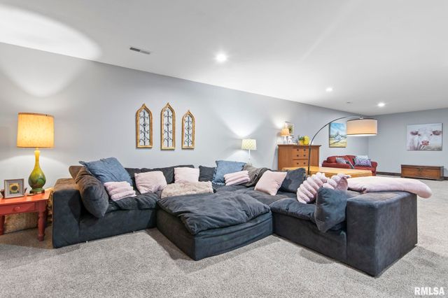 1110 Lost Tree Drive, Sherman, IL 62684