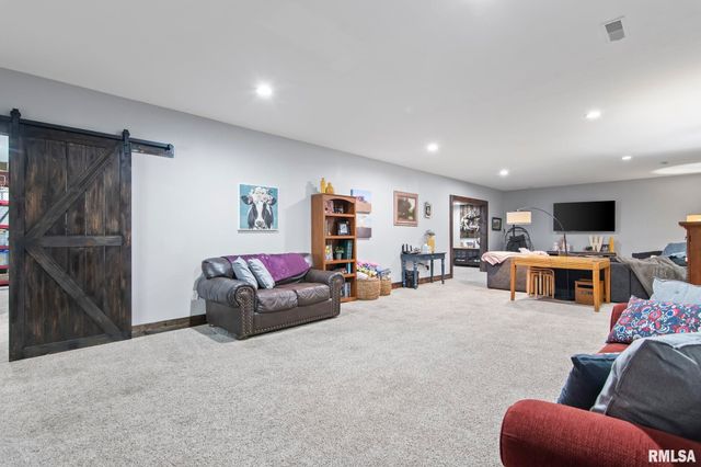 1110 Lost Tree Drive, Sherman, IL 62684