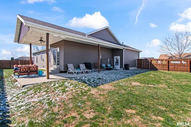 1110 Lost Tree Drive, Sherman, IL 62684