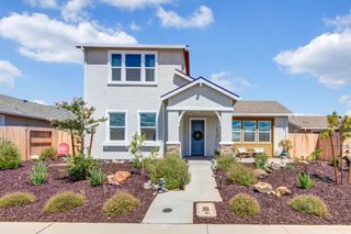 947 Wyatt Ln, Winters, CA 95694