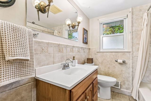 7335 17th Avenue S, Richfield, MN 55423