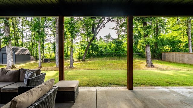 395 Mayberry Drive, Cabot, AR 72023