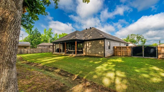 395 Mayberry Drive, Cabot, AR 72023
