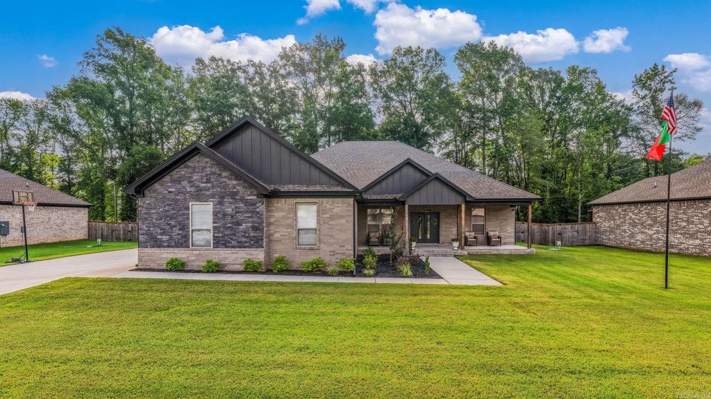 395 Mayberry Drive, Cabot, AR 72023